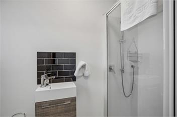 Fernhill Hideaway (Bachcare) - Queenstown