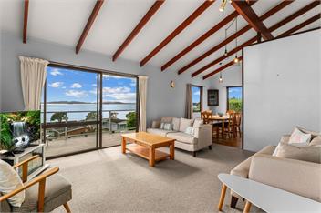 Panui Views (Bachcare) - Snells Beach