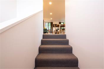 Central Home | Lake Views | 3 Bedrooms | Free WIFI - Queenstown