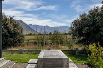Bull Ridge Escape (Bachcare) - Wanaka