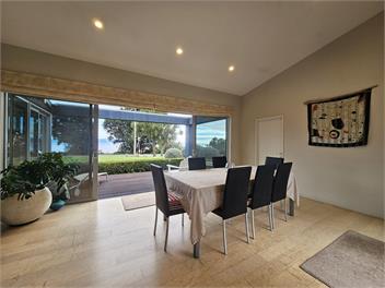 Ligar Bay Coastal Stay - 