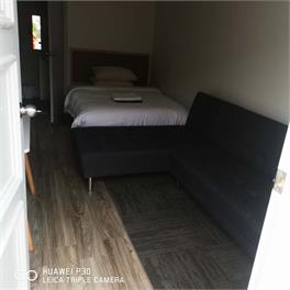 1 Double Bed Garden Chalet B -