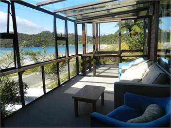 Awatea Beach House - Stewart Island