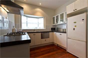 Clarence Cottage - (Christchurch City and Country Cottages) - Christchurch