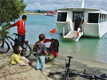 Corru Gate Cottage near Mapua seaside village - 