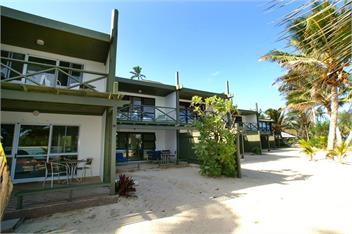 Avana Waterfront Apartments Studio Unit - Rarotonga