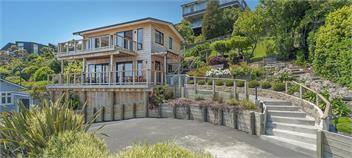 Haulashore Views - Stunning Nelson Waterfront Views! - Nelson