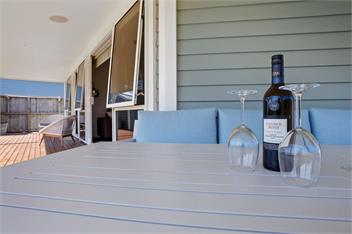 Sky Blue Retreat (Bachcare) - Waihi Beach