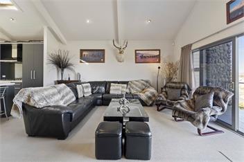 Lake View Bliss (Bachcare) - Acacia Bay