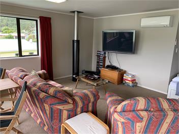 Seaside Holiday Haven - Okiwi Bay