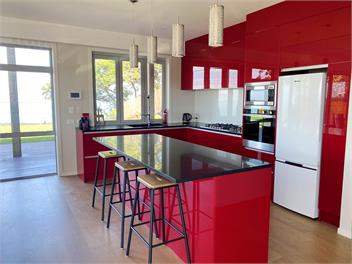 Majestic Palm Cove – cliff top Arkles Bay - Whangaparaoa