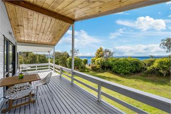 Lakefront Gem (Bachcare) - Kuratau