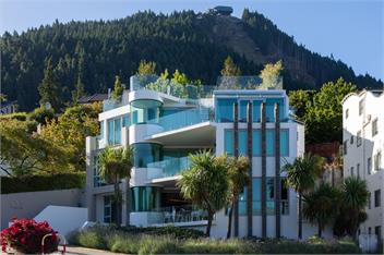 Q1 Luxury Central Apartment - Queenstown