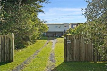 Olde Beach Pearl (Bachcare) - Waikanae