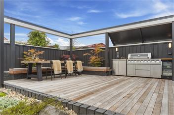 Lake Terrace Lodge - Award Winning Luxury Home - TAUPO
