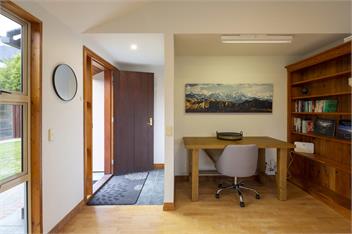 Tahuna Lakeside | Central location + Great for groups - Queenstown
