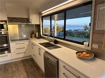 Harbour Views - Tauranga