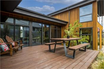 22 Rutherford - Eco Architectural Family Bach - Hanmer Springs