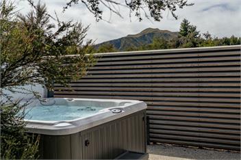 Bull Ridge Escape (Bachcare) - Wanaka
