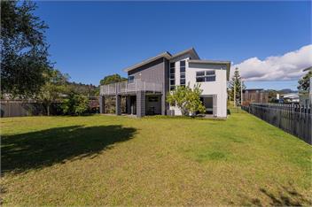 Picturesque Patuwai - Whangamata - Whangamata