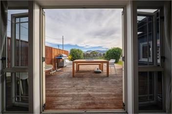 Dragon Fly Cottage (Bachcare) - Te Anau