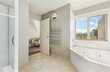 Vineyard View (Bachcare) - Blenheim