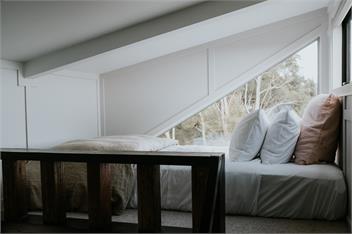 Kanuka Terrace - The Little Black House -