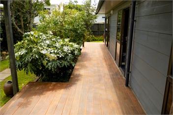 A Little Piece of Ōhope | Wheelchair Accessible & Pet Friendly -
