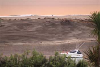 Location Location Location!!! Beach House Mangawhai Heads - Mangawhai
