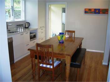 Greytown Cottage: Super Fast Fibre and Sky TV - Wairarapa