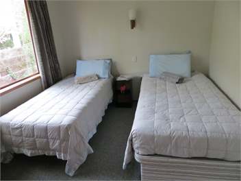 Rainbow Point Holiday Home - Taupo