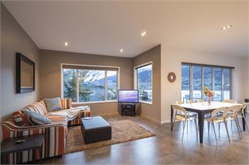 Sunnyside Vista | Amazing Property + Spa pool - Queenstown