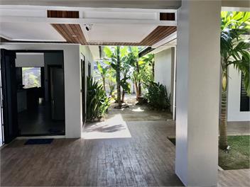 Out of the Blue Fiji - Sunny days Solar Ways - Beach Front Location - Sigatoka