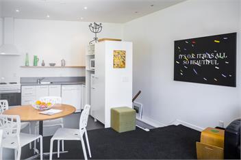 Art Stable: Central city boutique apartment - Wellington
