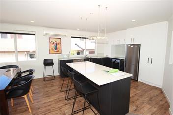 Stanmore Bay Beach House - Whangaparaoa