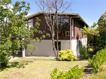 Acacia View at No. 3 (Bachcare) - Acacia Bay