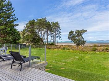 Beachfront Escape (Bachcare) - Snells Beach