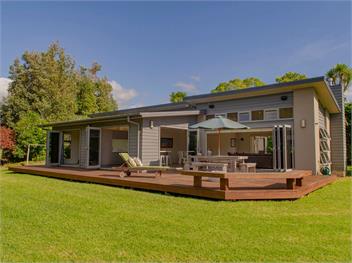 Cooks Getaway (Bachcare) - Cooks Beach
