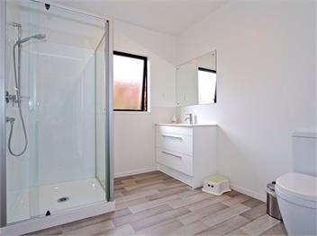Mountain Adventure Spa Escape (Bachcare) - Ohakune