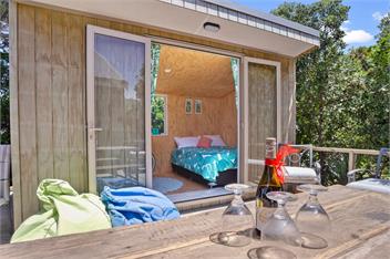 Coastal Charm (Bachcare) - Waihi Beach