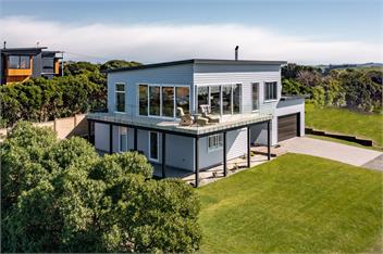 Amazing Modern House, Spectacular Ocean Views. Perfect for Couples or Friends - Oamaru