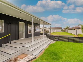 Bach Life on Seabreeze (Bachcare) - Whangamata