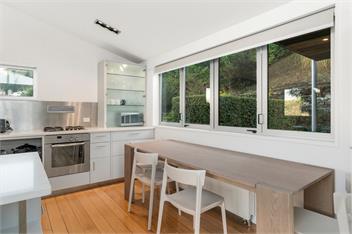 A Stunning Stay (Bachcare) - Queenstown