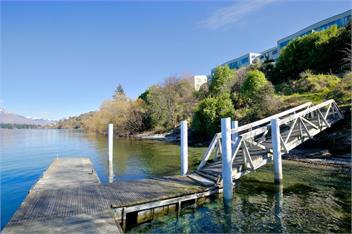 Frankton House (Bachcare) - Queenstown