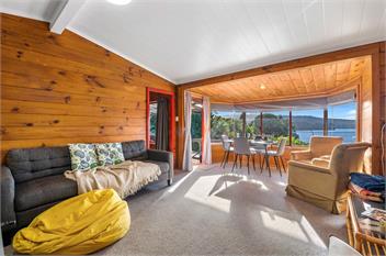 Lakeside Lookout (Bachcare) - Lake Tarawera