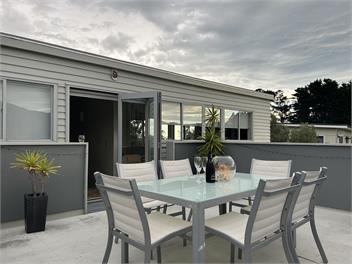 Beach Getaway - Carterton