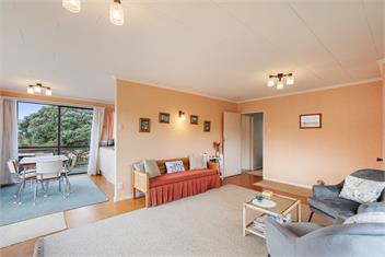 Coastal Drift (Bachcare) - Waikanae