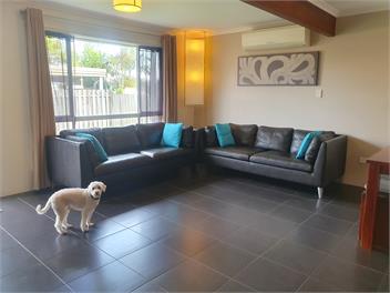 Caloundra Beach Townhouse - 400m to the Beach - Caloundra