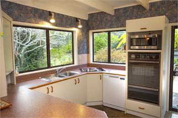 A fantastic holiday destination located on Tukere -124 Tukere Drive WhangamataDrive in Whangamata. - Whangamata