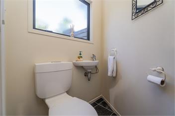 The Holiday Hideaway (Bachcare) - 